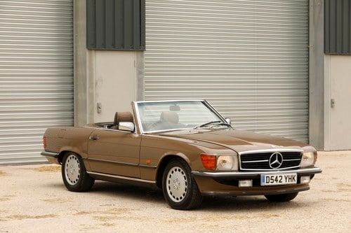 1986 Mercedes-Benz 300SL (R107) In vendita (immagine 1 di 176)
