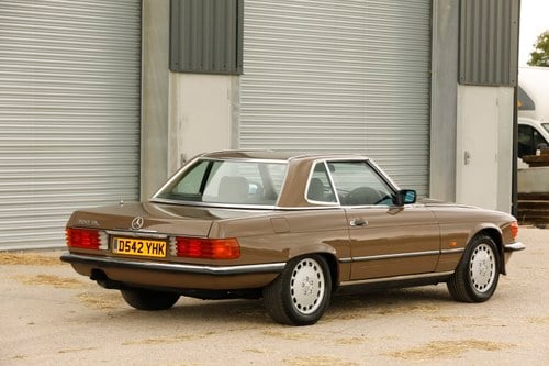 1986 Mercedes-Benz 300SL (R107) In vendita (immagine 10 di 176)