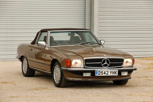 1986 Mercedes-Benz 300SL (R107) In vendita (immagine 18 di 176)