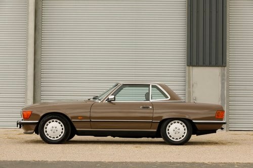 1986 Mercedes-Benz 300SL (R107) In vendita (immagine 14 di 176)