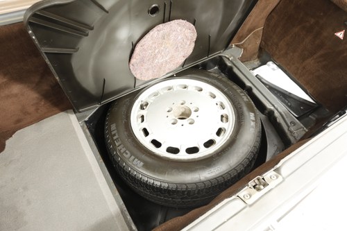 1986 Mercedes-Benz 300SL (R107) In vendita (immagine 80 di 176)