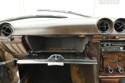 1986 Mercedes-Benz 300SL (R107) In vendita (immagine 65 di 176)