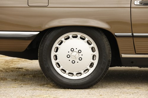 1986 Mercedes-Benz 300SL (R107) In vendita (immagine 40 di 176)