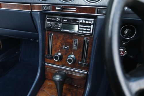 1986 Mercedes-Benz 300SL (R107) For Sale (picture 81 of 225)