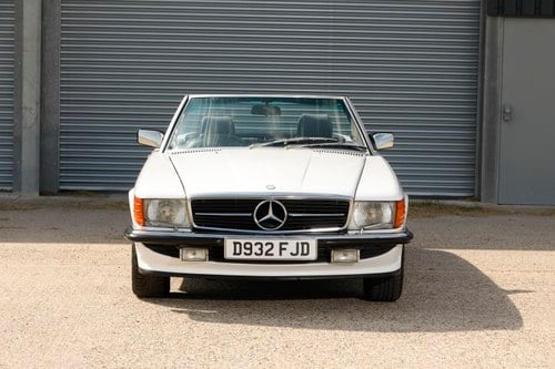 1986 Mercedes-Benz 300SL (R107) For Sale (picture 27 of 225)