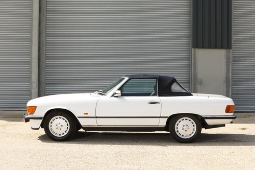 1986 Mercedes-Benz 300SL (R107) For Sale (picture 31 of 225)