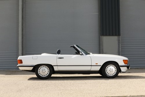1986 Mercedes-Benz 300SL (R107) For Sale (picture 19 of 225)