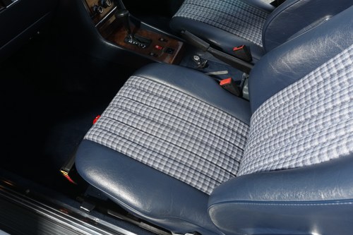 1986 Mercedes-Benz 300SL (R107) For Sale (picture 90 of 225)