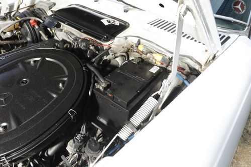 1986 Mercedes-Benz 300SL (R107) For Sale (picture 158 of 225)