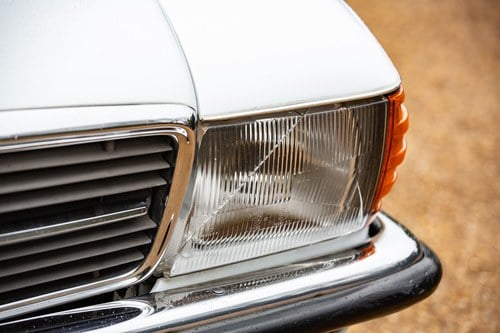 1987 Mercedes-Benz 300SL (R107) En venta (imagen 58 de 82)