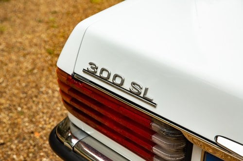 1987 Mercedes-Benz 300SL (R107) En venta (imagen 52 de 82)