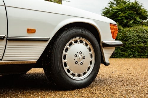 1987 Mercedes-Benz 300SL (R107) En venta (imagen 56 de 82)
