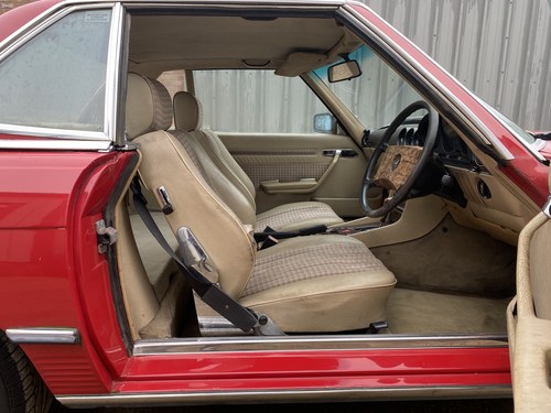 1987 Mercedes-Benz 300SL (R107) For Sale (picture 31 of 191)