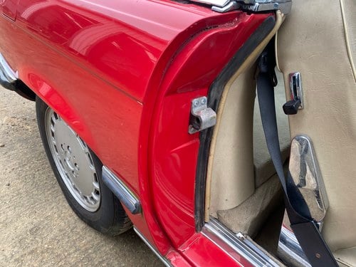 1987 Mercedes-Benz 300SL (R107) For Sale (picture 35 of 191)