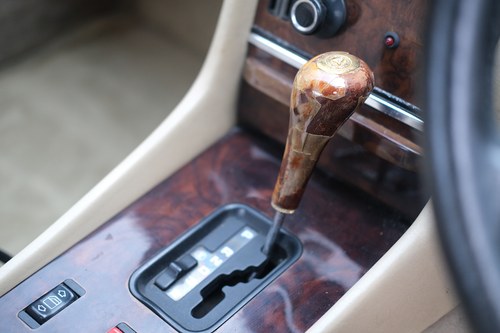 1987 Mercedes-Benz 300SL (R107) For Sale (picture 99 of 191)