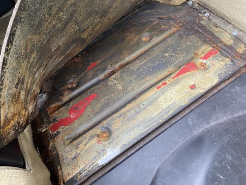 1987 Mercedes-Benz 300SL (R107) For Sale (picture 124 of 191)