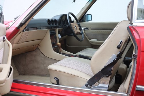 1987 Mercedes-Benz 300SL (R107) For Sale (picture 128 of 191)