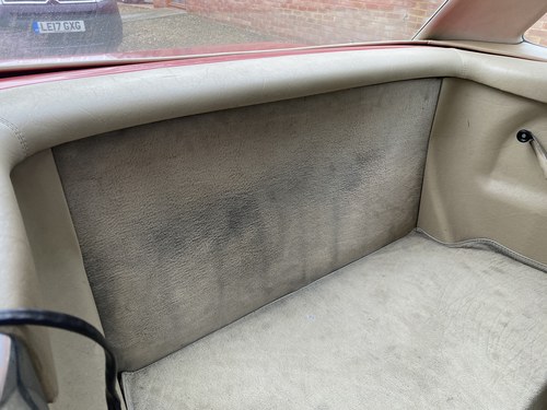 1987 Mercedes-Benz 300SL (R107) For Sale (picture 78 of 191)