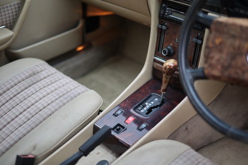 1987 Mercedes-Benz 300SL (R107) For Sale (picture 127 of 191)