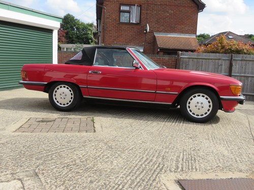 1989 Mercedes-Benz 300 SL (R107) En venta (imagen 19 de 100)