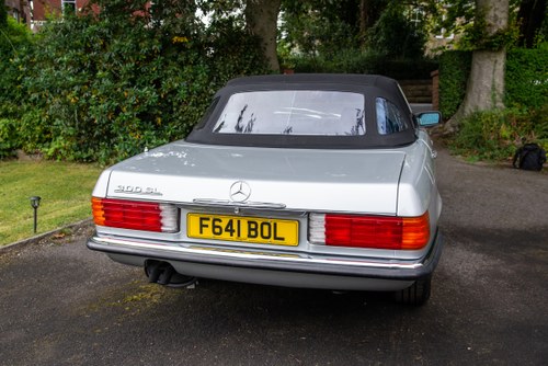 1989 Mercedes-Benz 300SL R107 à vendre (picture 13 of 134)