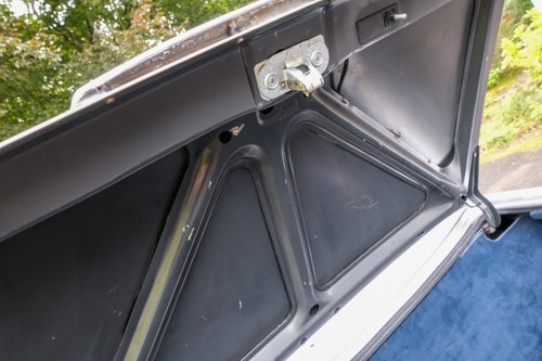 1989 Mercedes-Benz 300SL R107 à vendre (picture 50 of 134)