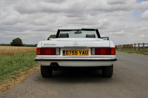 1987 Mercedes Benz 300SL R107 In vendita (immagine 13 di 132)