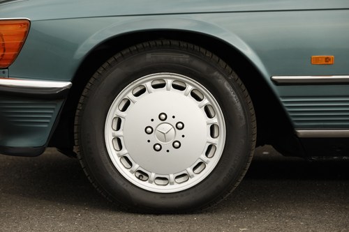 1988 Mercedes-Benz 300SL For Sale (picture 59 of 212)