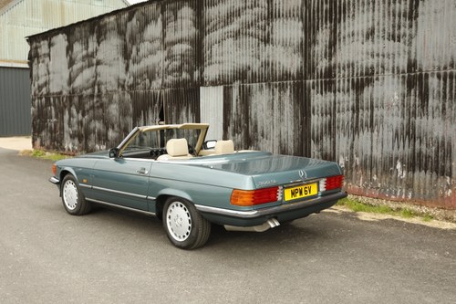 1988 Mercedes-Benz 300SL For Sale (picture 13 of 212)
