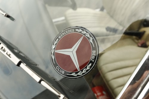 1988 Mercedes-Benz 300SL For Sale (picture 103 of 212)