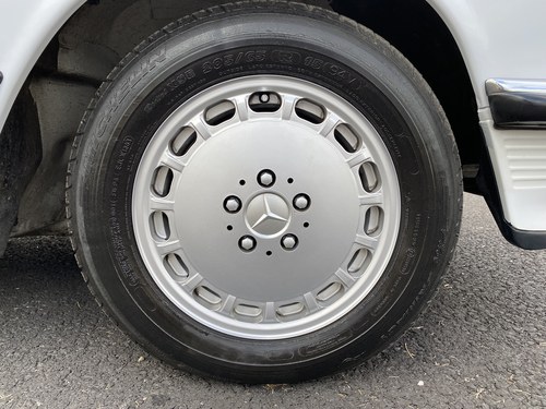 1988 Mercedes-Benz 300 SL 3.0 à vendre (picture 17 of 256)