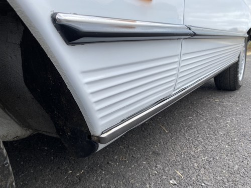 1988 Mercedes-Benz 300 SL 3.0 à vendre (picture 177 of 256)