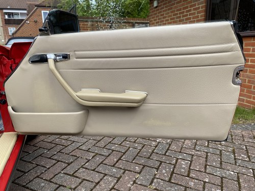 1989 Mercedes 300 SL For Sale (picture 55 of 256)