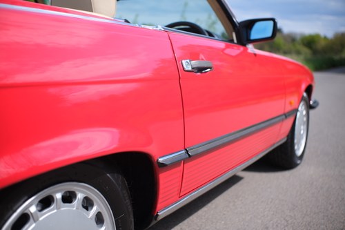 1989 Mercedes 300 SL For Sale (picture 39 of 256)