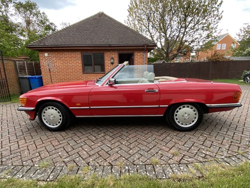 1989 Mercedes 300 SL For Sale (picture 27 of 256)