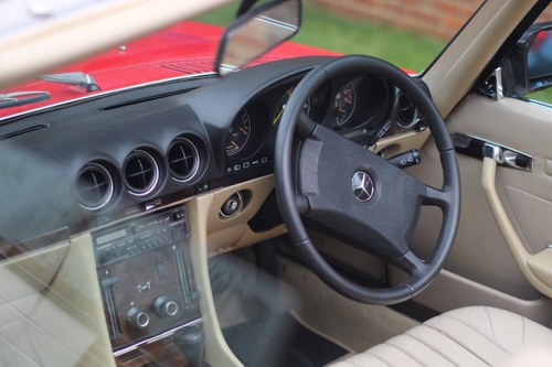 1989 Mercedes 300 SL For Sale (picture 40 of 256)