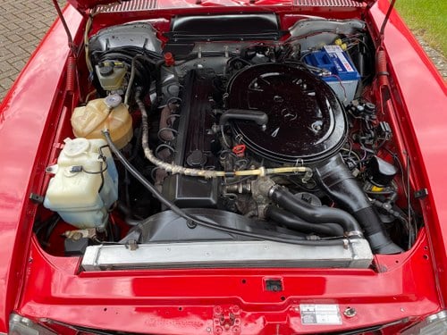 1989 Mercedes 300 SL For Sale (picture 196 of 256)