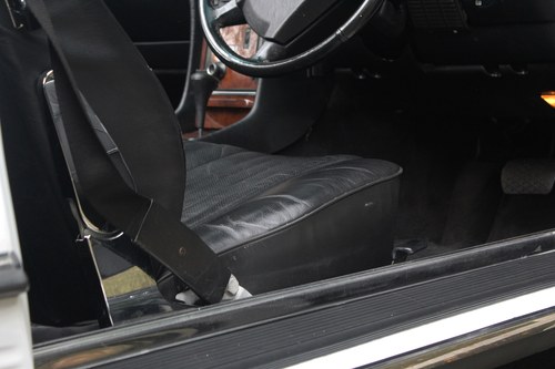 1989 Mercedes Benz R107 SL (300SL) Te koop (foto 50 van 108)