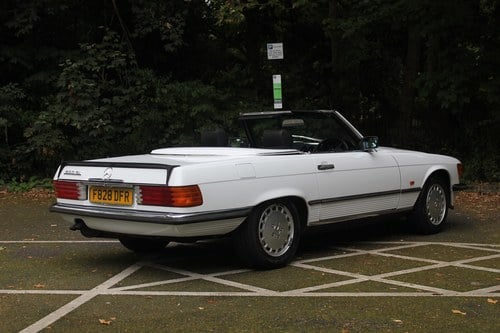 1989 Mercedes Benz R107 SL (300SL) Te koop (foto 17 van 108)