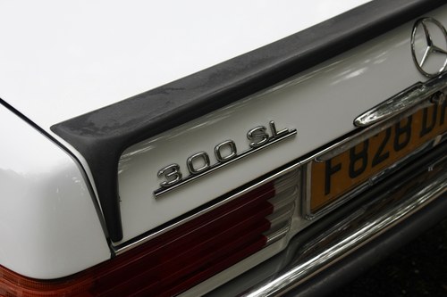 1989 Mercedes Benz R107 SL (300SL) Te koop (foto 74 van 108)