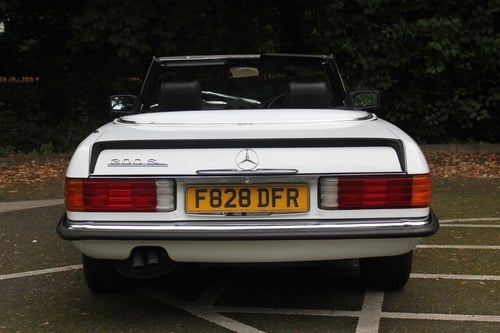 1989 Mercedes Benz R107 SL (300SL) Te koop (foto 16 van 108)