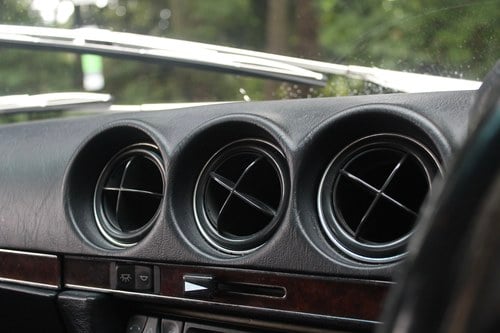 1989 Mercedes Benz R107 SL (300SL) Te koop (foto 32 van 108)