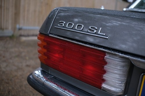 1989 Mercedes-Benz 300 SL In vendita (immagine 107 di 251)