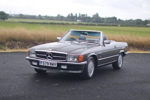 1989 Mercedes-Benz 300 SL In vendita (immagine 1 di 251)
