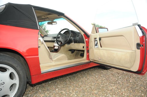 1992 Mercedes-Benz 300 SL (R129) à vendre (picture 76 of 154)