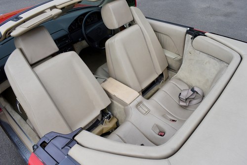 1993 Mercedes-Benz 300SL (R129) For Sale (picture 37 of 159)