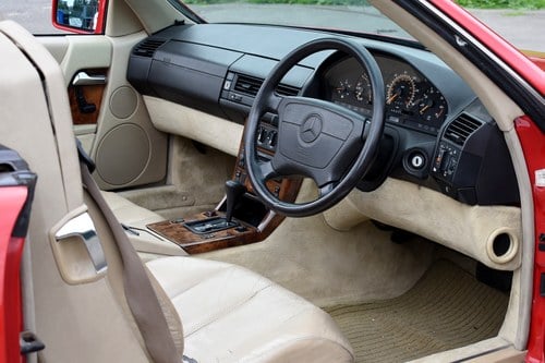 1993 Mercedes-Benz 300SL (R129) For Sale (picture 32 of 159)