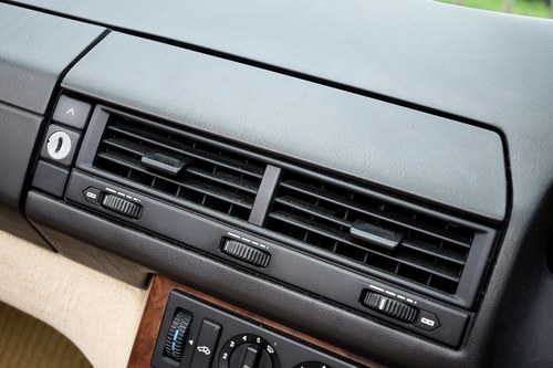 1993 Mercedes-Benz 300SL (R129) For Sale (picture 42 of 159)