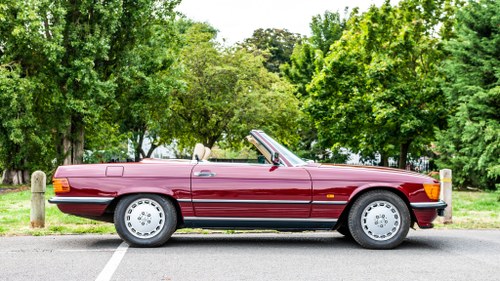 1989 Mercedes-Benz 300SL (R107) à vendre (picture 5 of 138)