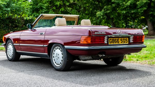 1989 Mercedes-Benz 300SL (R107) For Sale (picture :index of 4)